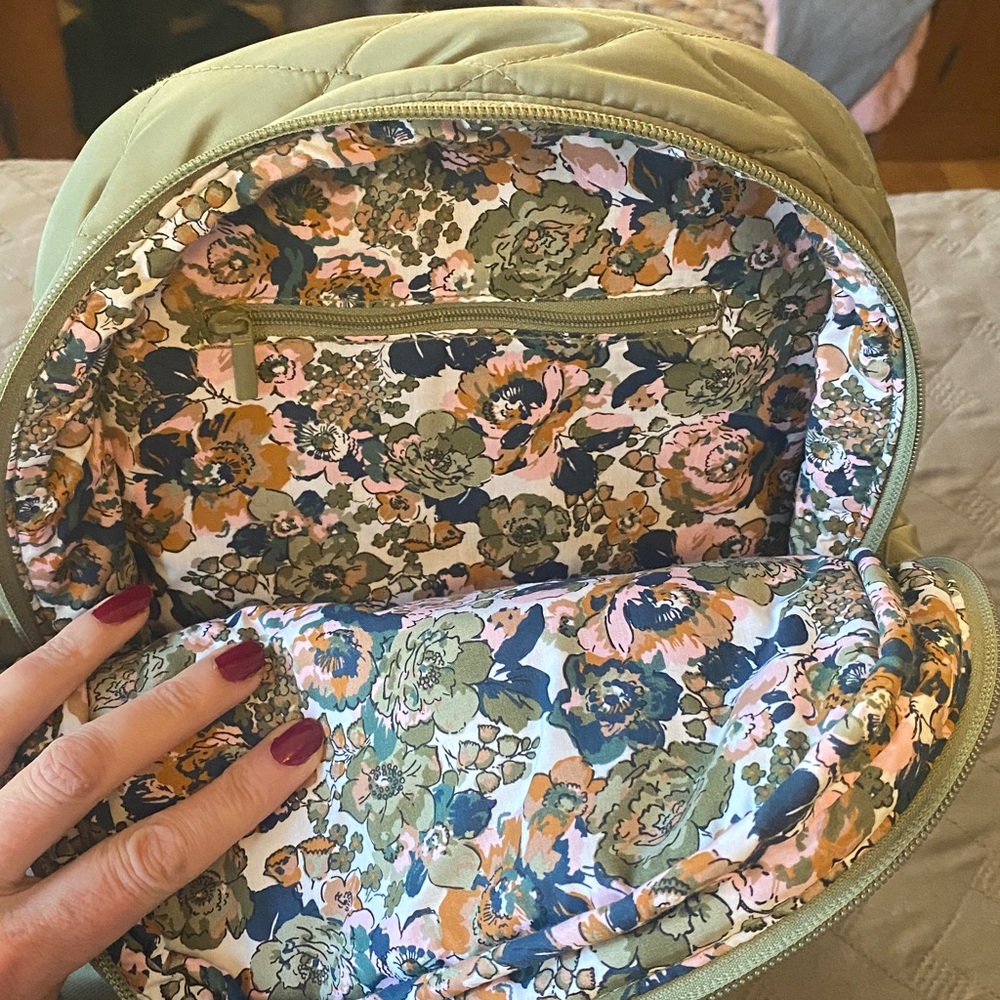 Vera Bradley Light Green Sage Quilted Backpack - Picture 4 of 5